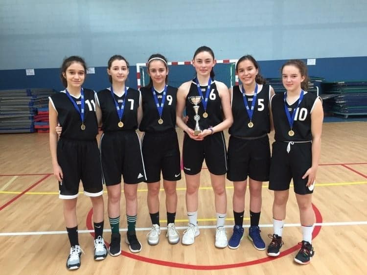 UNSS Basket : Félicitation à l&rsquo;équipe du collège Pierre de Ronsard !